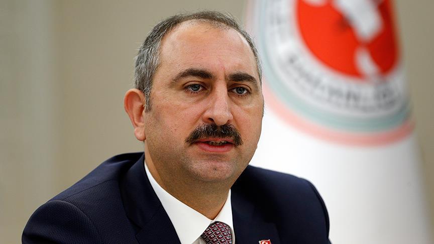 Bakan-Gulden-Yunan-gazetesinin-mansetine-tepki