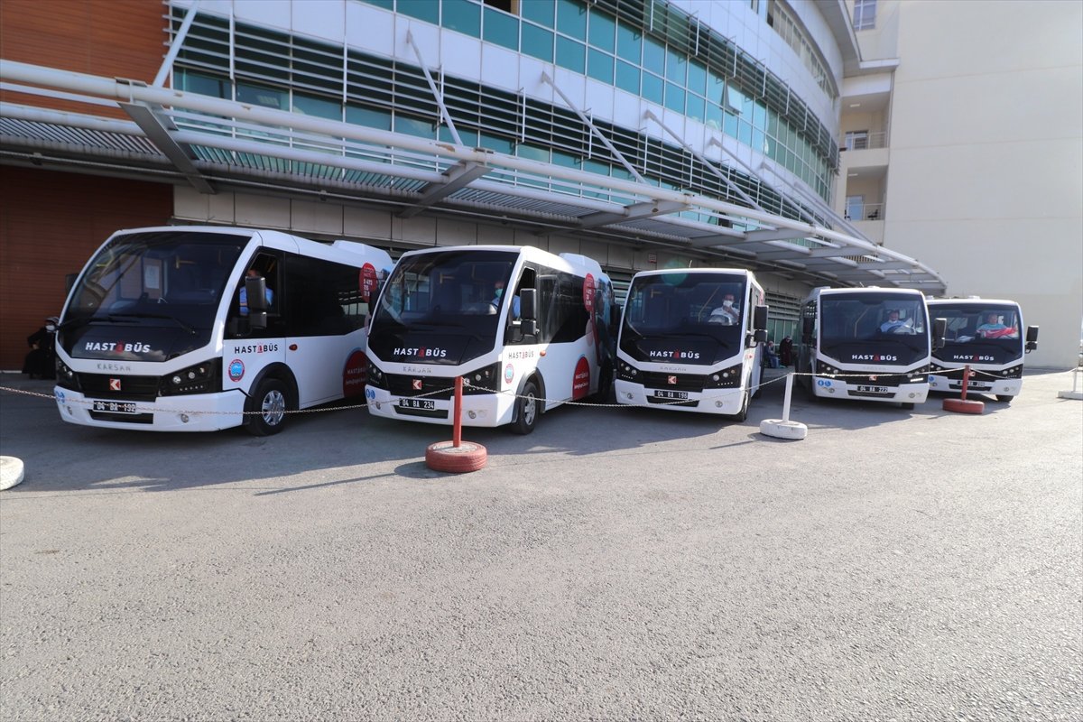 Agrıda-Kovid-19-testi-pozitif-cikan-hastalar-hastabus-ile-evlerine-goturulecek