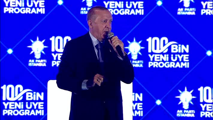 Erdogan-AK-Parti-Istanbul-100-Bin-Yeni-Uye-Programinda-konustu