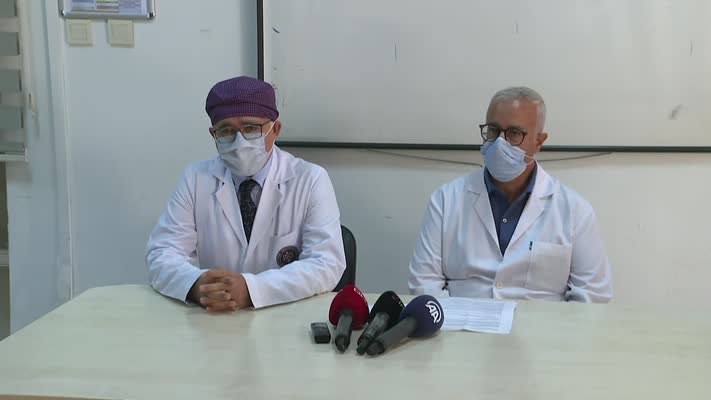 Pandemiye-karsi-gelistirilen-FAZ-3-asamasindaki-ilk-asi-yapildi