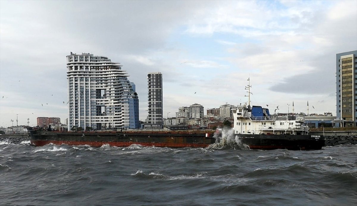 C2796B4F-8CAE-4728-94C5-F59374D2741D