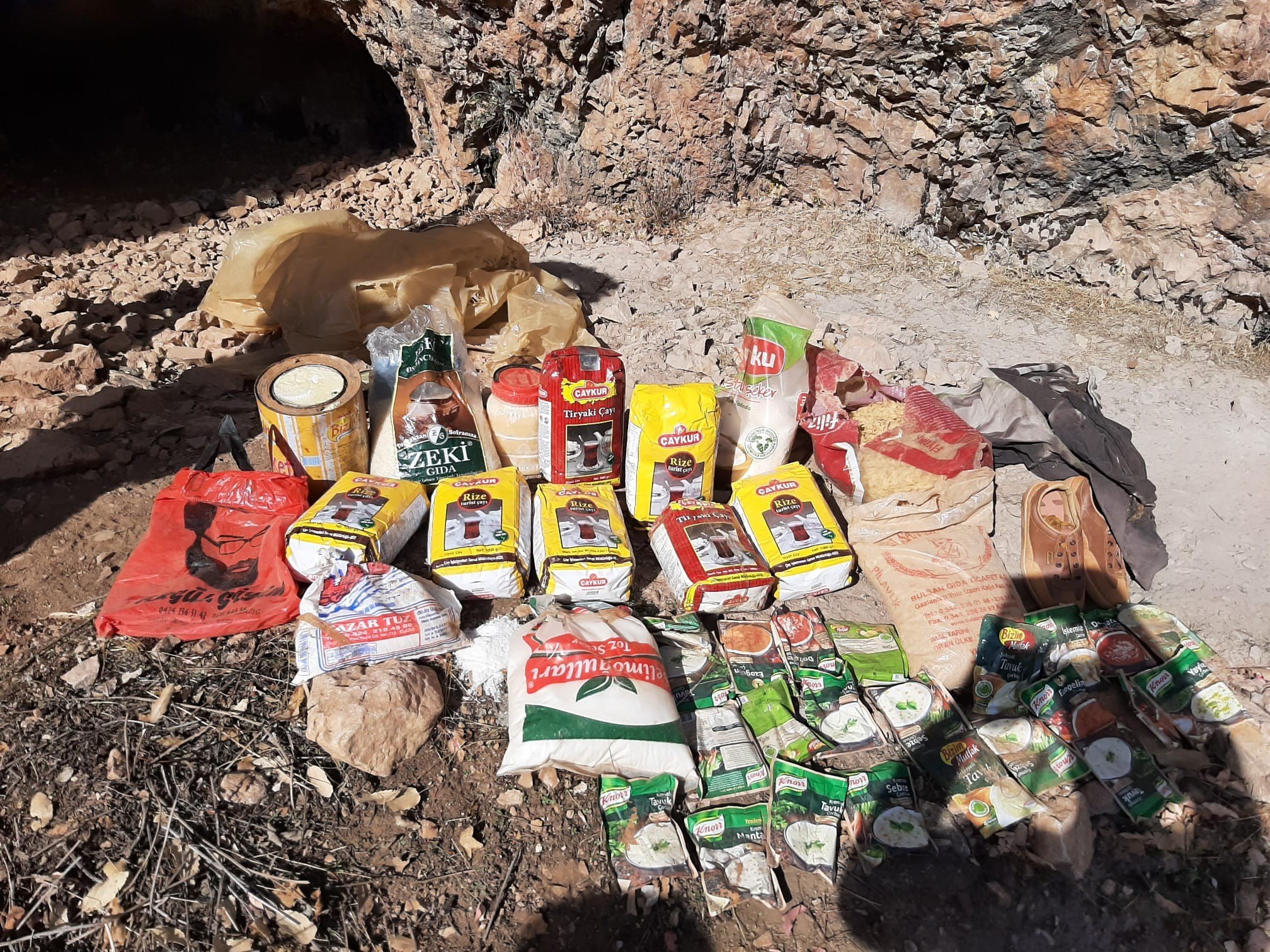 TUNCELİ'DE 8 SIĞINAK VE 1 MAĞARA İMHA EDİLDİ