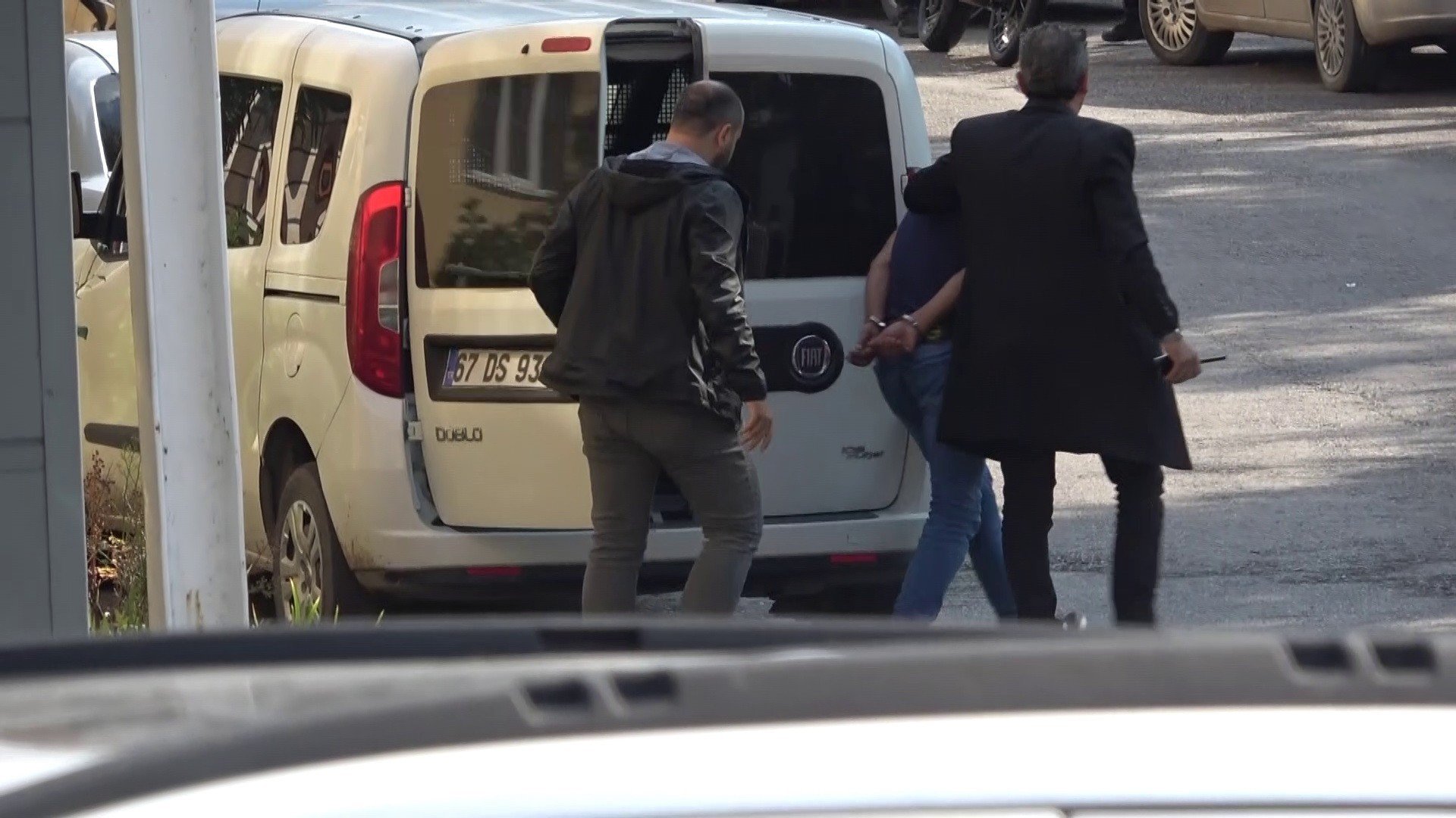 EŞİNİ AV TÜFEĞİYLE ÖLDÜREN KOCAYA AĞIRLAŞTIRILMIŞ MÜEBBET HAPİS TALEBİ