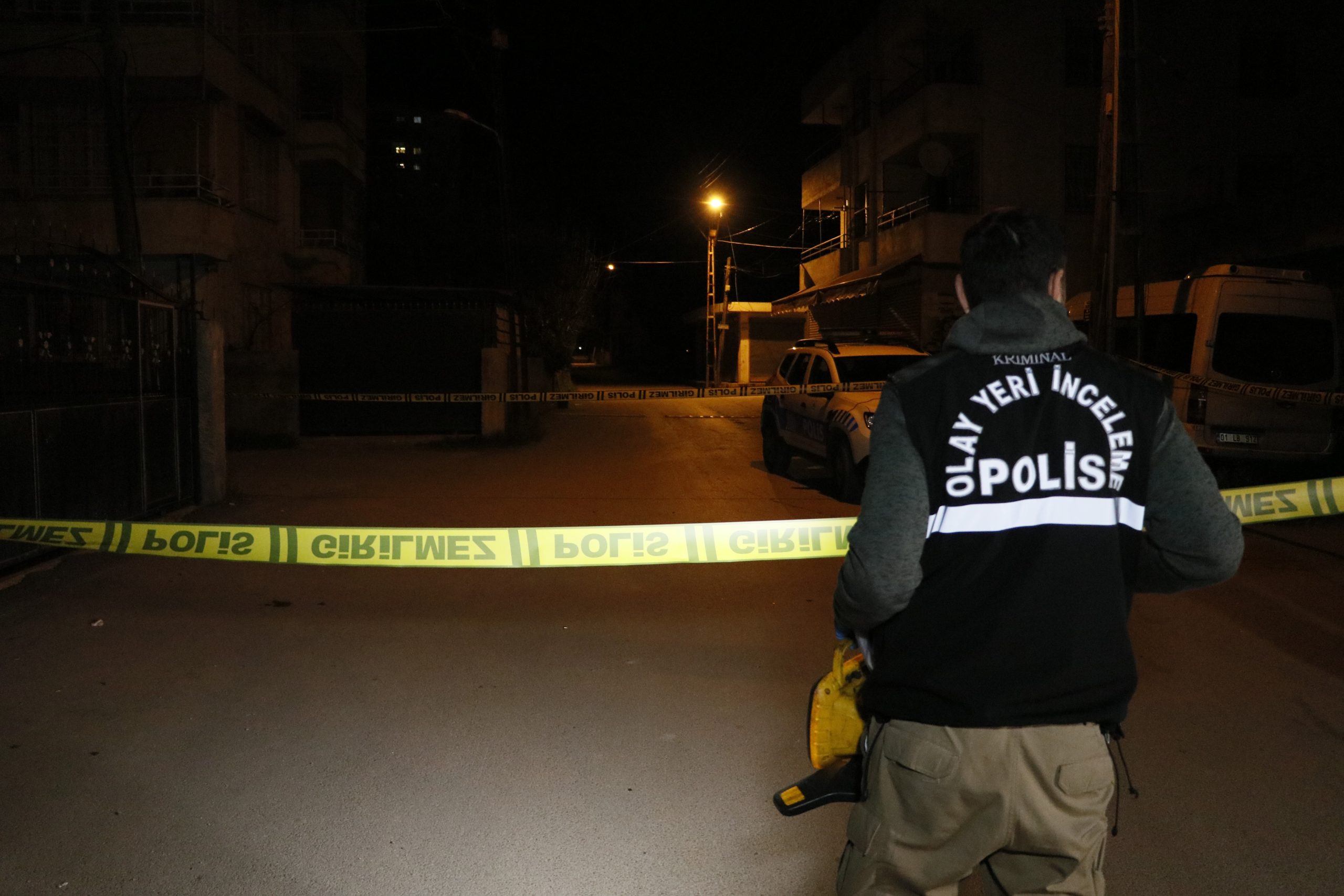 ADANA'DA SİLAHLI SALDIRI: 1 YARALI
