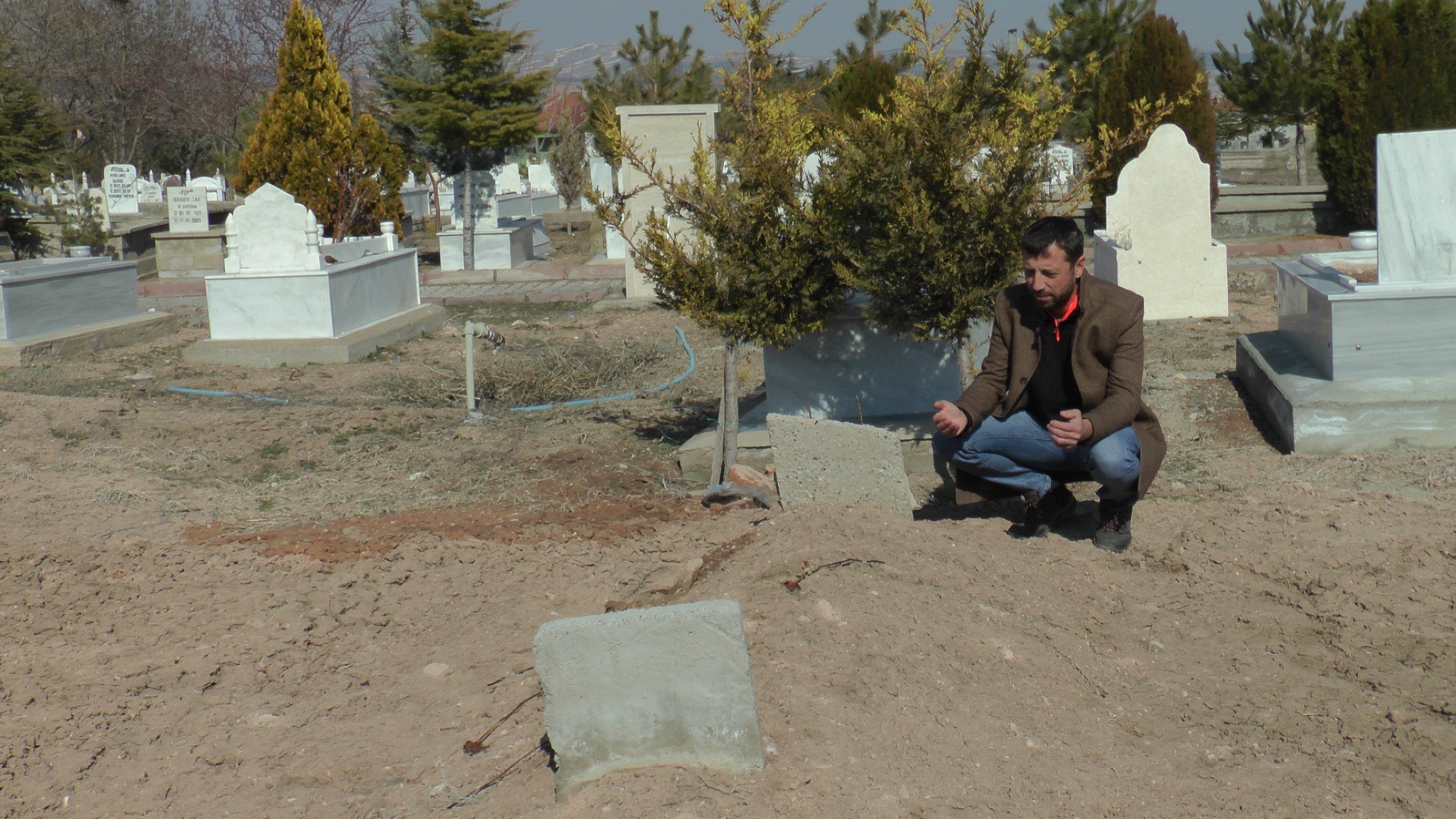 MİRAS DAVASI MEZAR AÇTIRDI