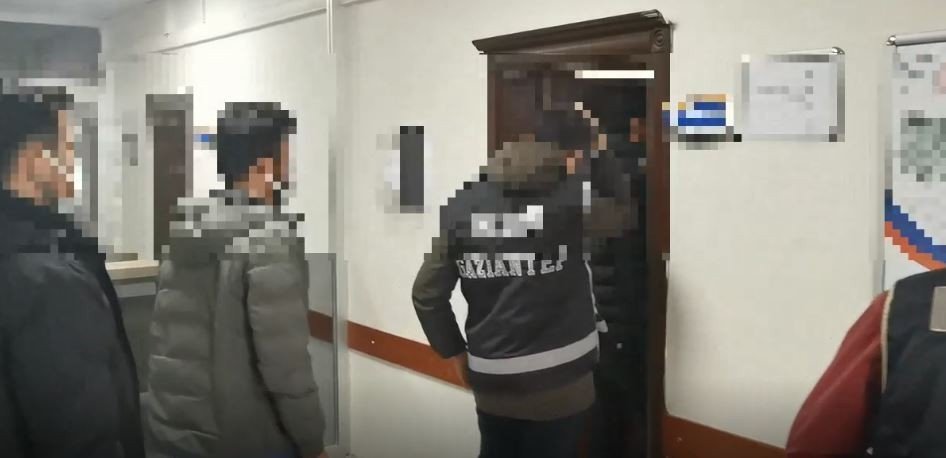 RÜŞVET ALAN TAPU MEMURU İLE RÜŞVET VEREN BİR KİŞİ TUTUKLANDI