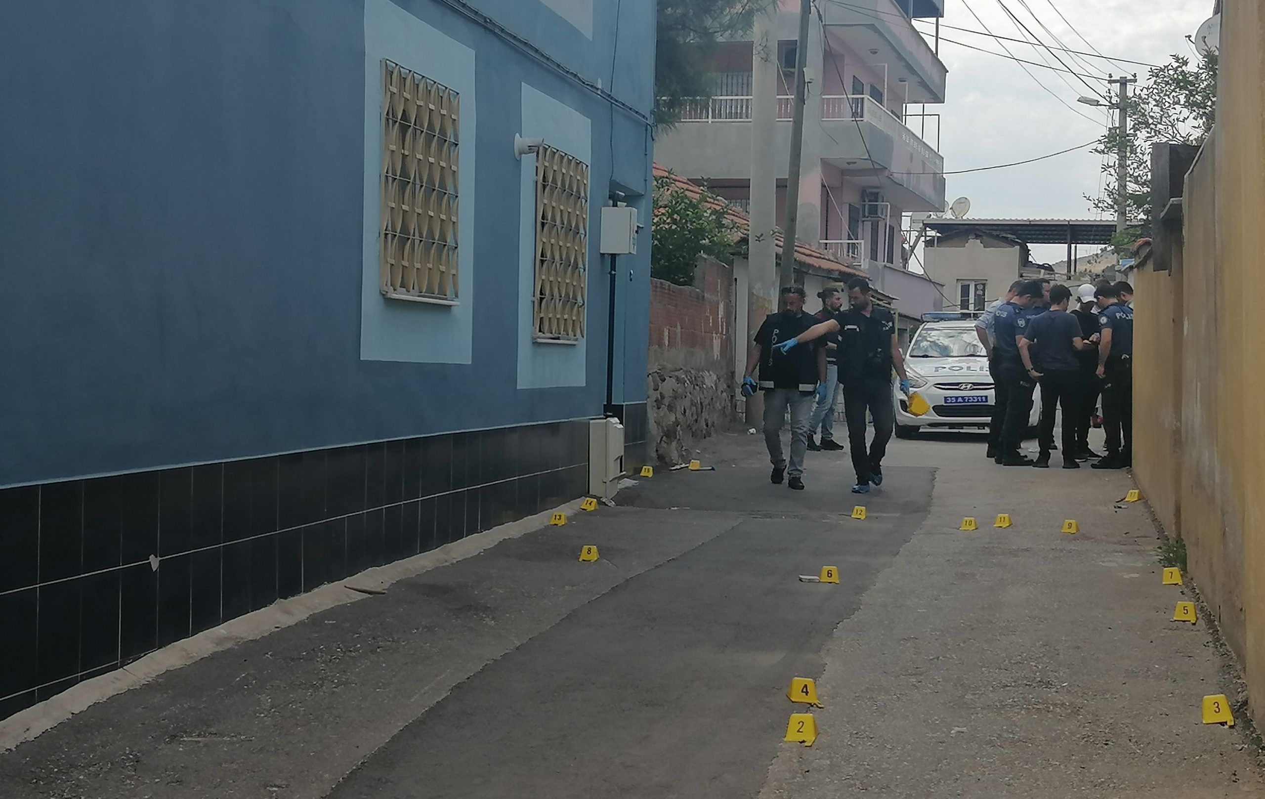 SOKAK KÖPEKLERİNİ BESLEDİKLERİ İÇİN ÖLDÜRMÜŞ 3 KİŞİNİN ÖLDÜĞÜ OLAYIN SEBEBİ SOKAK KÖPEKLERİNİN BESLENMESİ