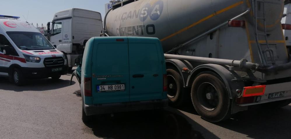 AW638560_02