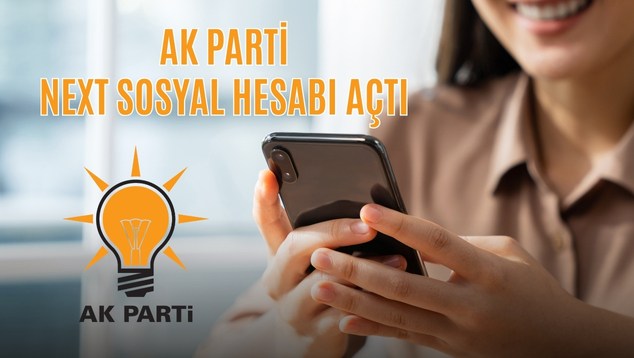 Mor ve Yeşil Renkli Kurumsal Terfi Kutlama Tebrik Kartı