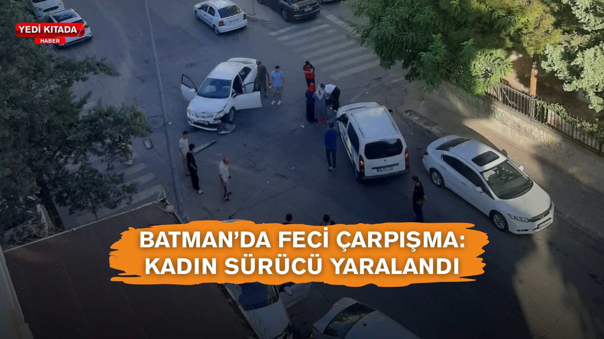 Lacivert Turkuaz Beyaz Modern Özel Okul Kolej Tanıtımı Müşteri Sunum