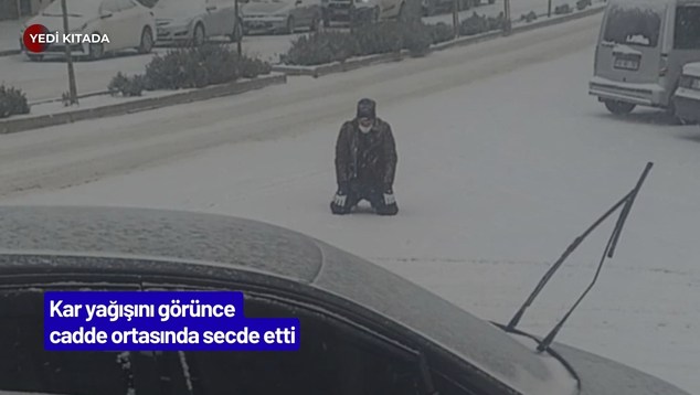 Kırmızı Modern Kültür ve Sanat Haber Manşeti Youtube Küçük Resmi