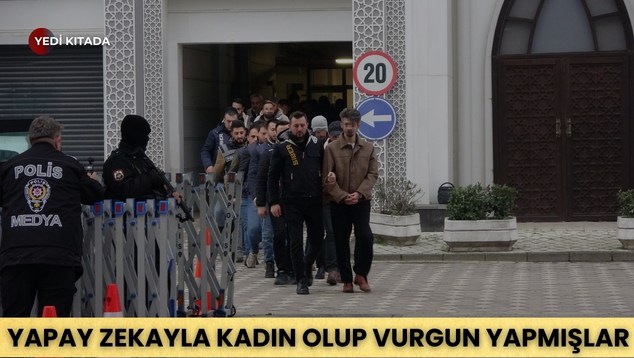 Lacivert Turkuaz Beyaz Modern Özel Okul Kolej Tanıtımı Müşteri Sunum