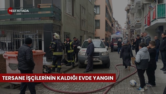 Lacivert Turkuaz Beyaz Modern Özel Okul Kolej Tanıtımı Müşteri Sunum