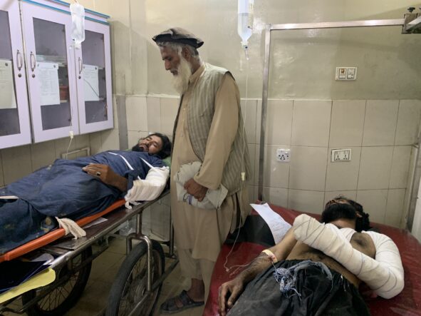 Several killed after vehicle carrying Afghan returnees overturns in Laghman