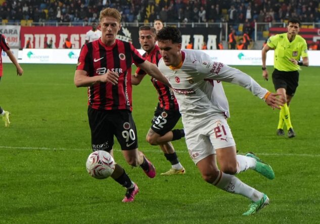 GALATASARAY, ANKARA'DAN 3 PUANLA DÖNDÜ OKAN BURUK, GALATASARAY İLE LİGDE 150. MAÇINA ÇIKTI DERBİ ÖNCESİ LİGDE HATA YAPMADI LİGDE 3. KEZ KALESİNİ GOLE KAPADI DEPLASMANDA 3. GALİBİYET