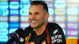 okan-buruk-sadece-bir-derbi-kazandik-inanilmaz-fark-var-xry8